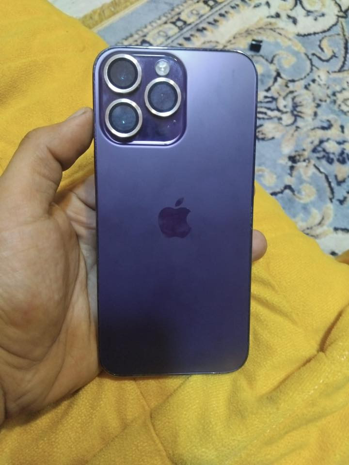 السلام عليكم ايفون 14للبيع 256الجهاز مبدل بطاريه اصليه مبدل ضهر سعره 750او بي مجال (***********)
