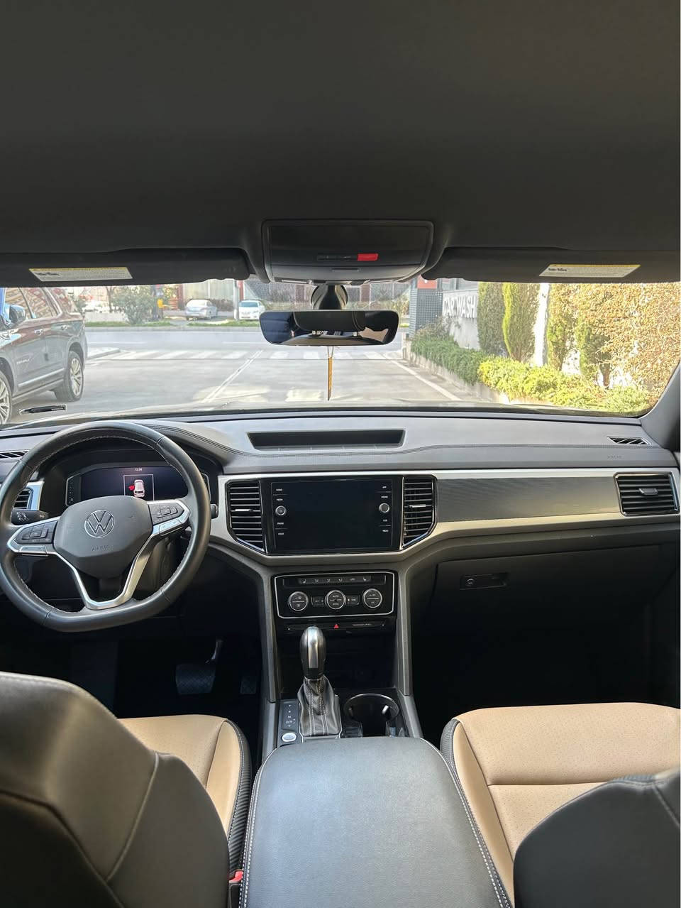 0770 152 69 35
ئەتلەس کروس سپۆرت شکل مەرخوب هەموو گیانی بەشەت تەنانەت دەعامیشی بۆیاخ نیە گێڕو مەکینە بێ عەیب تەحویل و خەرامە بەشەرت سەیارەکە هەموو گیانی بەشەرت ٤ پستۆنە 
سعری ۲۲۷ معامەلە
٠۷۷٠۱٥۲٦۹۳٥ السليمانية, العراق
