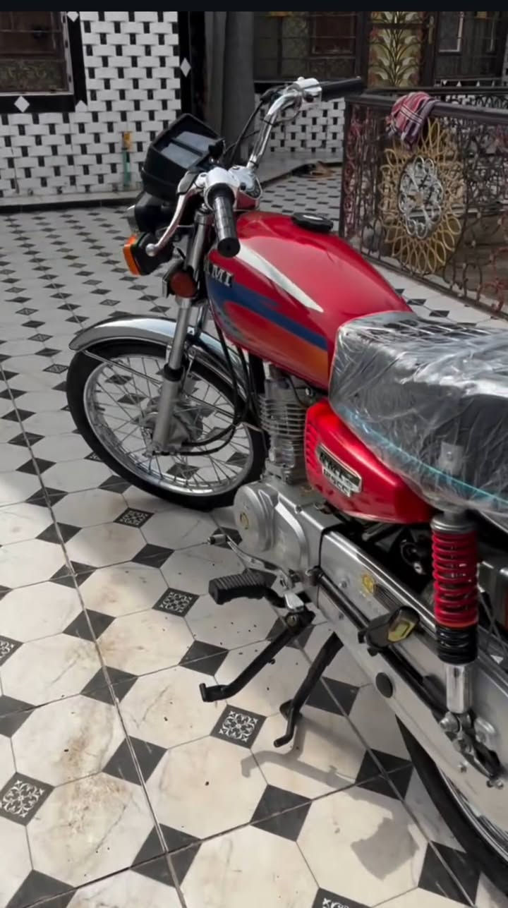 نامه 23 اوراق أصولي
معمره كله  حته لمكينه 26
سعر مليون 350 وبيه مجال


**إذا كنت صاحب هذا الإعلان وتريد حذفه لأي سبب، رجاءا أرسل رسالة إلى الدعم الفني**