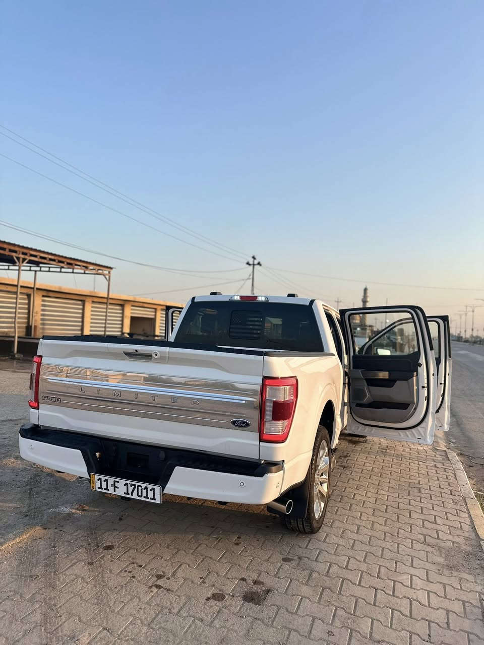 فوردF 150 فئة لمتد تون تربو  هايبرد كهرباء2023

3 شدات 75 ورقه 

البيع فقط 

سياره جكات 

فول فول مواصفات 

ماكو فورد بهل مواصفات 

سياره فول مواصفات خاصه 

 ٦ سلندر + تون تربو 

-لون الداخل نيلي + من شركه داخل كاربون فايبر

-بانوراما قطعتان 

-دوسات كهرباء

-كشنات تدفئه وتبريد

-ستيرن تدفئه

-لايت لد وزنون 

-توقف ذاتي ومساعد خروج مسار

-شاحن لاسلكي + تايب سي + منفذ كهرباء 220 فولد 

-شاشه كبيره حجم 12 انج 

-وضعيات قياده متعدده 7 وضعيات

-كير كهرباء قابل لل طي

-رادارات امامي وخلفي وجوانب

-كاميرات ٣٦٠ وكاميرات حفظ الطريق

سبيكرات B&O

-سلام لايت متكيف مع الطريق ( مع حركة السيارة)

-كار بلي وايرليس

-ليدات بالمرايات وبجميع الاضويه الاماميه والخلفيه

-اضاءة ٣٦٠ درجه مع الكاميرات  + اضاءة ترحيب

-مولد كهرباء بالبدي 220 فولد 

-كاميرا مراقبة البدي والطريق

الباب مال بدي كهرباء بالغلق والفتح درج بدي                    

سياره سقف كنتاره 

سياره ماشيه 35 الف 

حادثة 3 قطع وبدل نفس الون 

للتواصل  او واتساب على الرقم: ***********

   سياره بسمي  وتحويل مباشر
