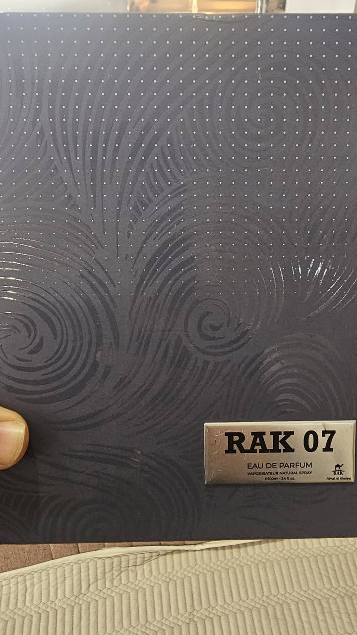 مجموعة عطور للبيع اورجينال ، مستخدم رشات قليلة
راك 07 من رمال الخليج
المرشود 04 من اطياب المرشود


**إذا كنت صاحب هذا الإعلان وتريد حذفه لأي سبب، رجاءا أرسل رسالة إلى الدعم الفني**