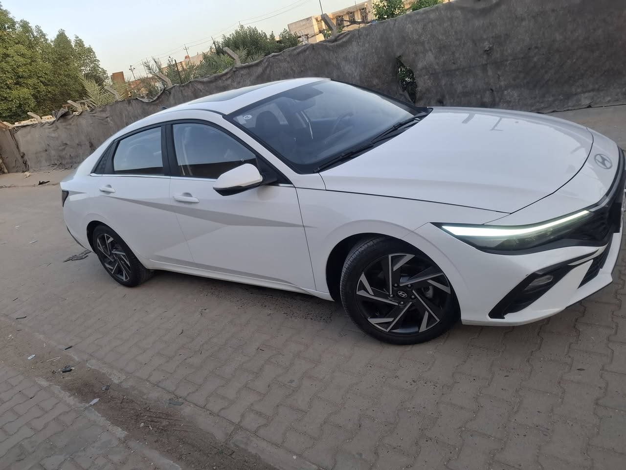 السلام عليكم النتره تجميع مديل 24 ماشيه 20 بعدهه بحالت الوكاله مكفوله كفاله عامه منكلشي فول مواصفات السعر 145 وبيهه مجال قليل مكاني نجف مكتب الرشيد رقم اربيل 
***********
