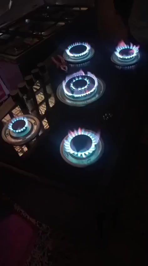 سلام عليكم وياكم شركه ابو رهف لصيانة الطباخات تصليح وتنظيف للاتصال *********** متوفر واتساب
