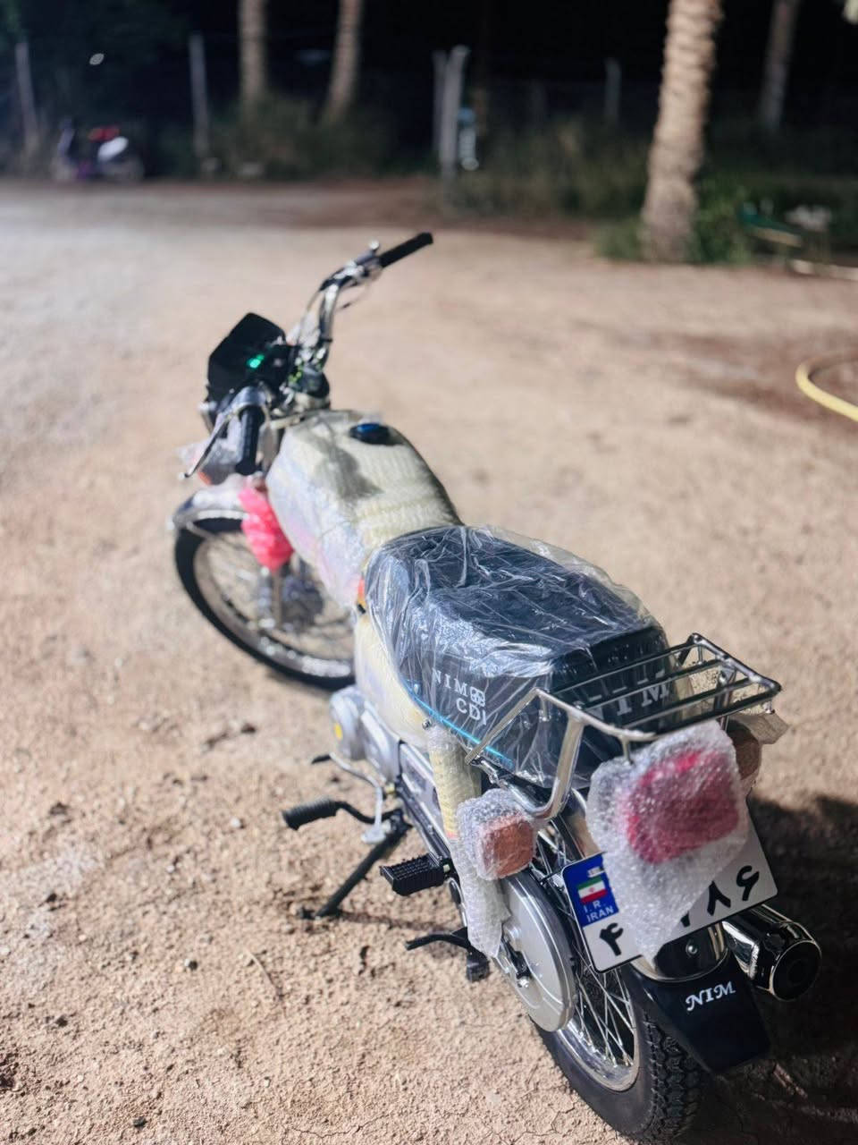 دراجه 2027 السعر 750 مكان كربلاء ***********
