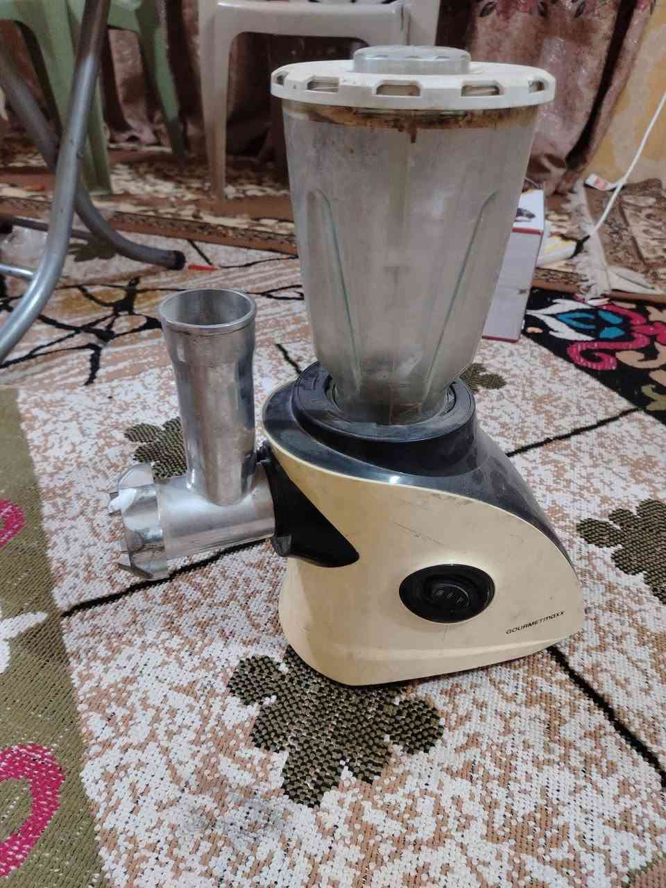 مثرامة لحم عدد 3.ثلاثه وحده منهن كامل ملحقات وثنين بدون ملحقات
المثرامه الكامله سعرها 20
مثرامات 2 بدون ملحقات سعر الوحده 10آلاف
ومثزامه مع خلاط سعرها 5آلاف


**إذا كنت صاحب هذا الإعلان وتريد حذفه لأي سبب، رجاءا أرسل رسالة إلى الدعم الفني**