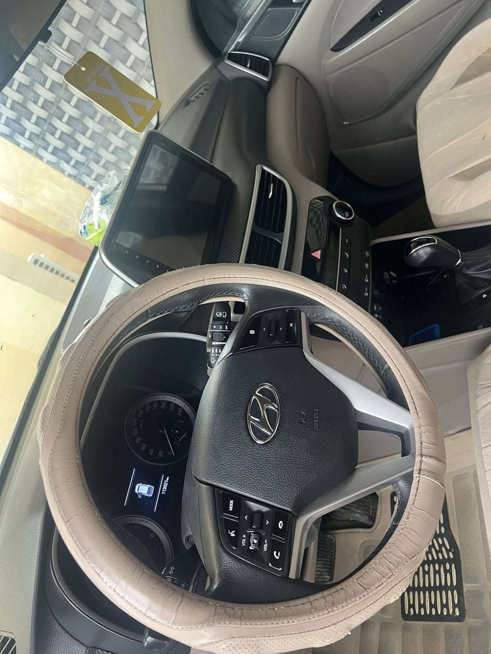 للبيع
توسان 2020 فووول عدا الفتحه 
مواصفات موضح بالصور 
مكفوله خليجي 
ديالى بلدروز 
رقم سليمانية 
الاستفسار الاتصال ***********
