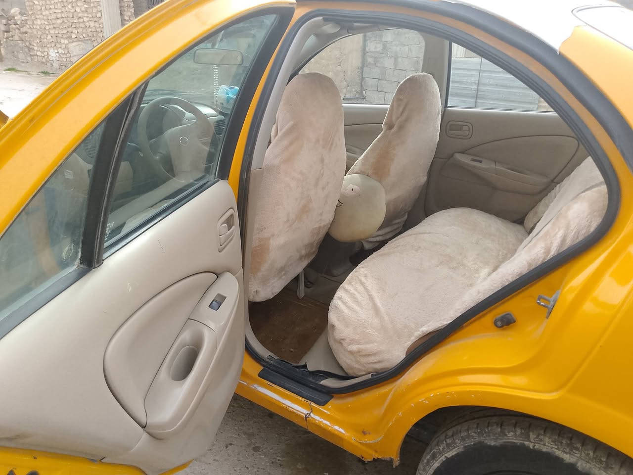 السلام عليكم سياره للبيع سني نسان موديل 2011 رقم بغداد محرك اسود كير عادي السياره  بس جاملغ اليسر مبدل تبريد كهربائيات كله شغاله ما نقصه شي العنوان الرمادي 5كيلو رقم الهاتف *********** السعر 85وبيه مجال
