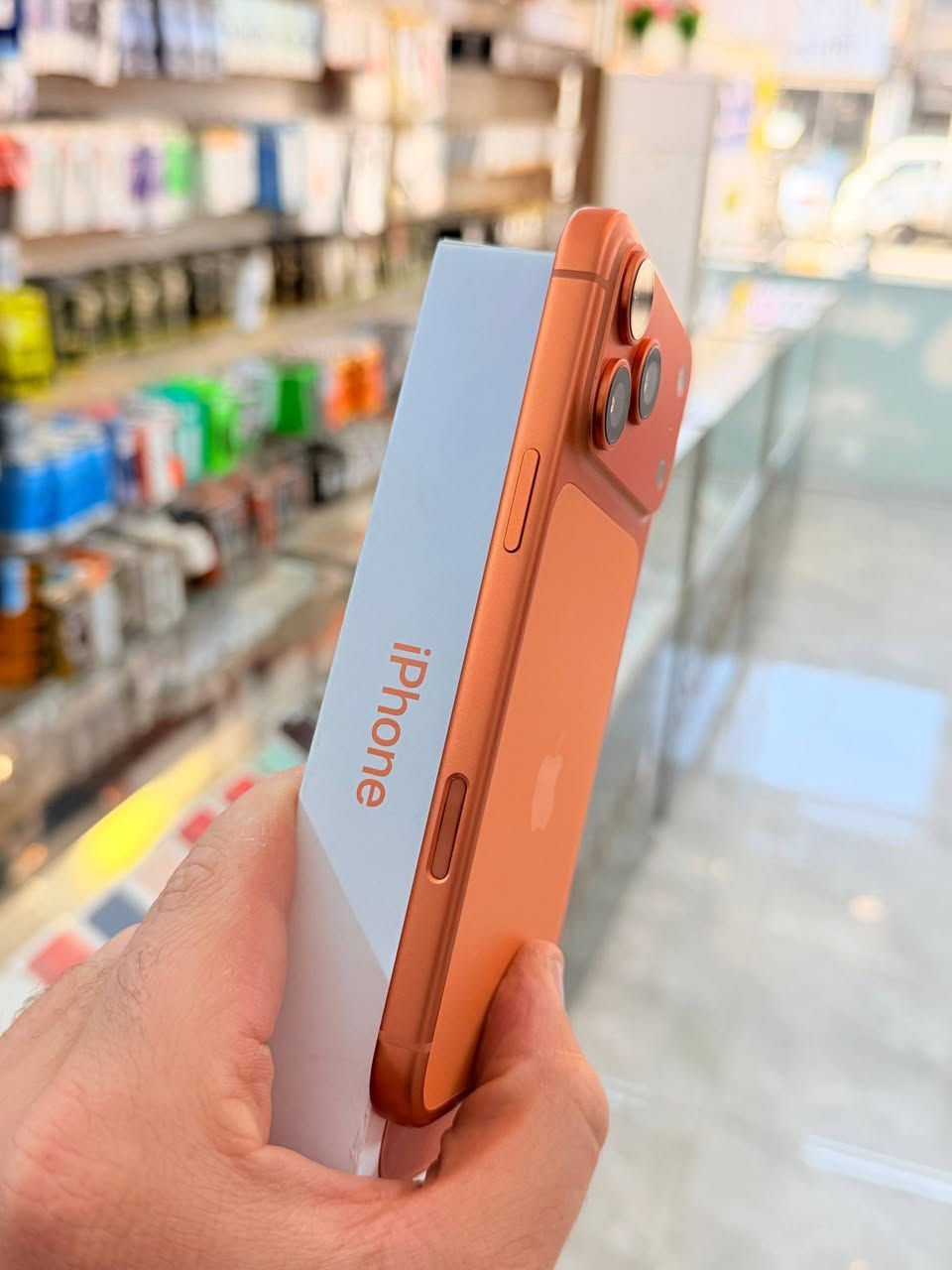 ✅  متوفر بيع بلنقد ولاقساط ✅
ايفون 17 برو ماكس شرق اوسط ذاكره 256 بطاريه 100 مشحون 30 مره يعني جديد نضافه ميه بل ميه خيال مال زلغ مابي كامل ملحقاته وتر بروف فحص حاسبه كله نورمال يعني ممبدل بي شي شرط تفحص بالوكاله نموذج M الأصلي ✌️
لون مميز (ومتوفر اقساط على مصرف الرافدين )تاخذه ضمان 5 ايام اي مشكله او عطل من المركز 
السعر مليونين و 75 الف ❤️❤️
العنوان بغداد البياع شارع 20 مقابيل علي العناب او الشيف السوري مركز الهاتف لاصلي 
📞📞***********
📞📞***********
