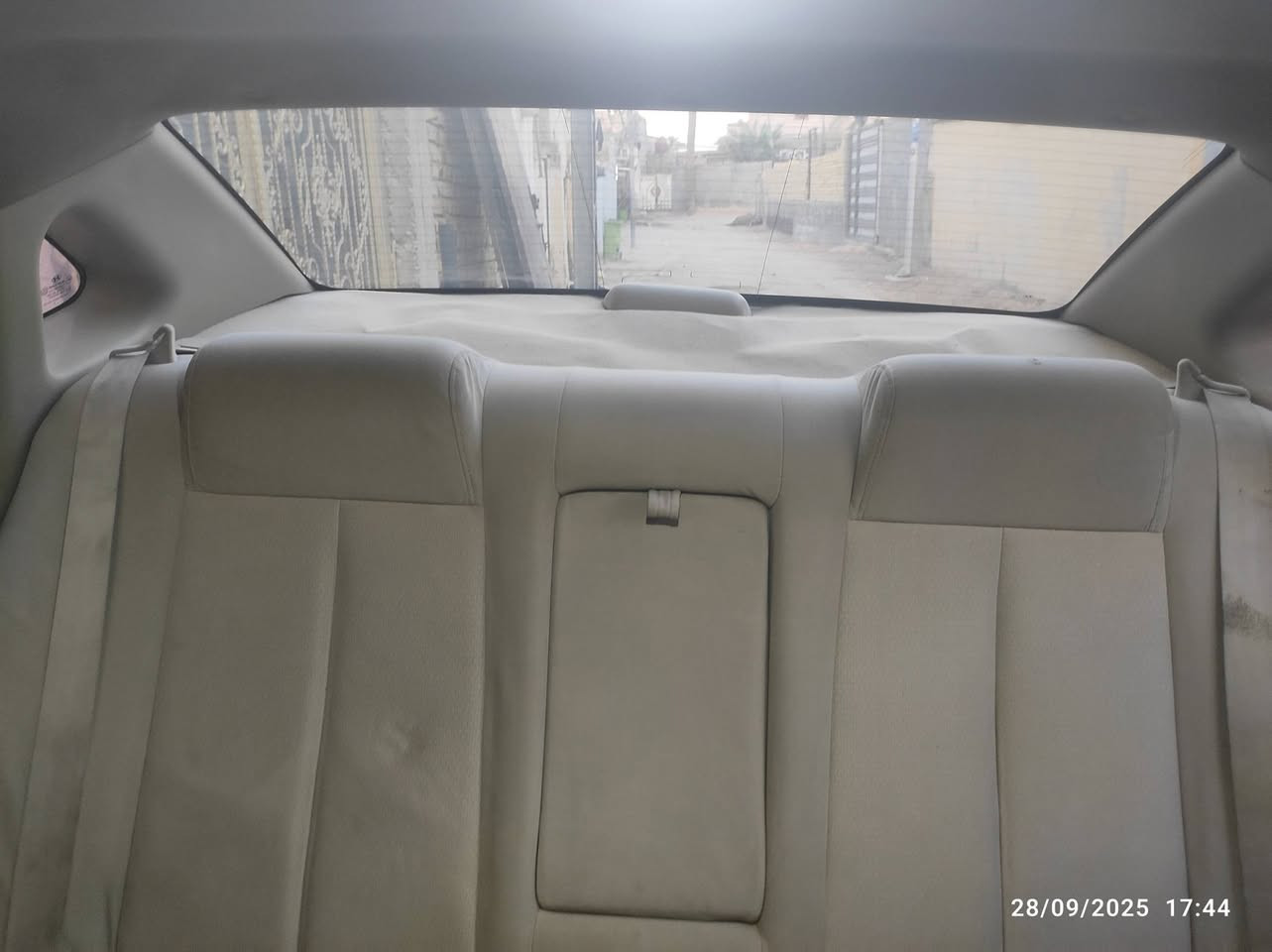 السلام عليكم النترا افانتي موديل 2009 فول مواصفات للاخير محرك 1600 دكشن عالي كير محرك حلوات مواصفات اربعة دسك اشاير بالمري بلوتوث تدفئه مقاعد حاكيه بلاديه حساس خلفي فول تحكم ستيرن بيها رشات صبغ حوالي تربع خمس قطع ابيع حزام للاستفسار الاتصال على *********** السعر 89 وبيها مجال مكاني النجف الاشرف
