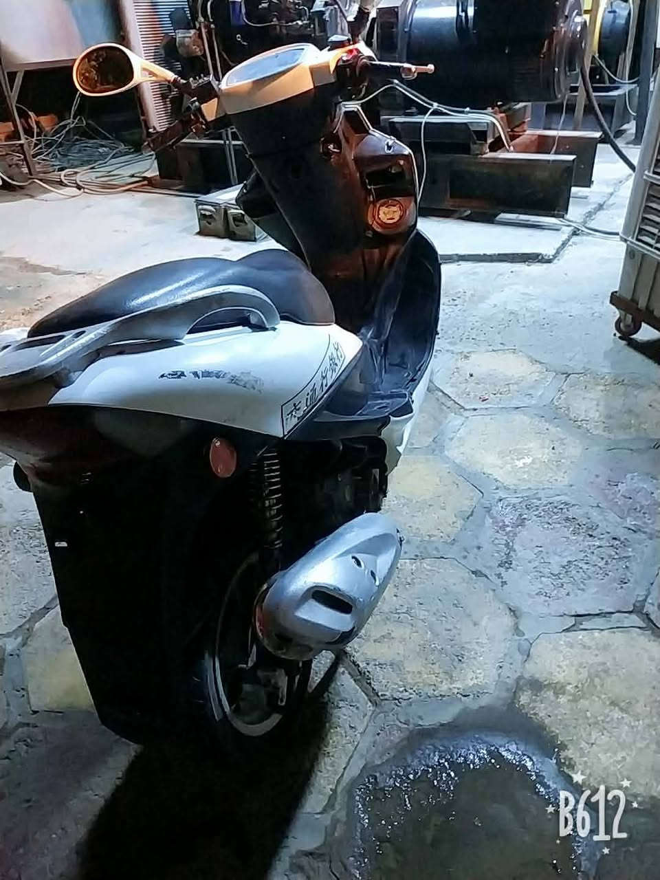 السلام عليكم دراجة كاموكو بوليس دراجة جاهزه من كلشي كهربائيات سلف هندر.السعرمناسب حدا اتصل على الرقم الموجود
***********مكلف النشر تحياتي لكم
