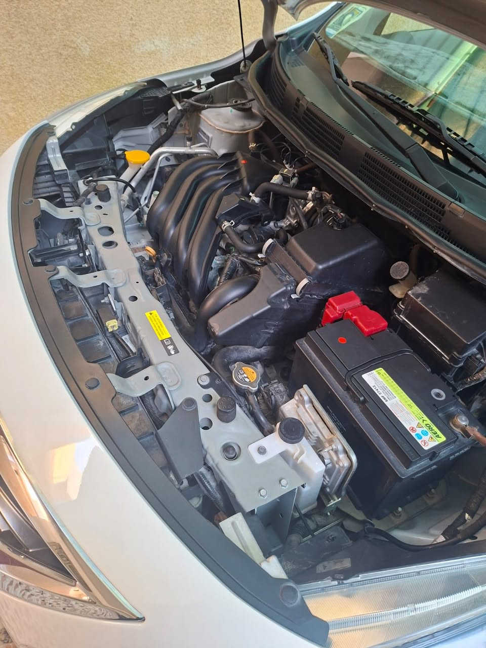 السلام عليكم ورحمة الله
نيسان سني المصرية 2020 للبيع 
السيارة نضافتها 99% مكفولة كفالة عامة الهندي الاصليه رقم سليمانية رقم الماني ماشية 80 الف ما مبدل بيها اي شي  السعر ب 113 وبيها مجال مكاني ديالى للأستفسار التواصل ***********
