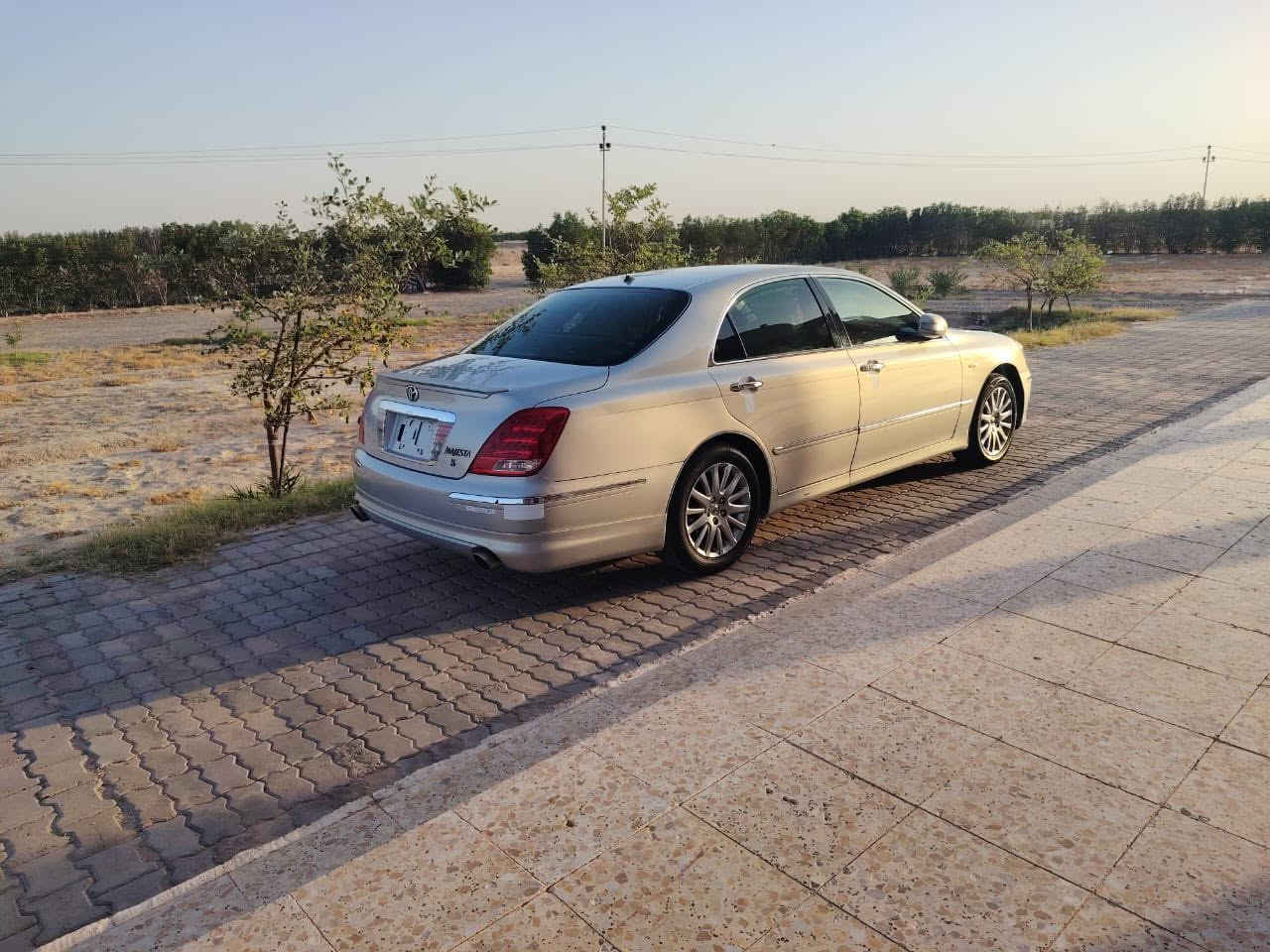 كراون ماجستا 2005
رقم بصره تسجيل جديد 
((الگمرك ما مدفوع عوزها فقط گمرك))
فول مواصفات عدا الفتحه
 تبريد ثلج ❄️ 
5 بصمات تشغيل + بيبان
 ثلاجه شغاله تبريد ثلاث قطع 
طخم تاير 🛞
 حساسات امامي وخلفي 
كامره خلفيه كشنات كهربائيه جلد نضام قياده سبورت (8) سلندر
شاشه + تحكمات + بلوتوث 
اشاير مري قلاب 
حداديه جديده 
السياره جاهزه وحلوه 
كفاله عامه من الصبغ والتبديل والقص 
مكان السياره البصره سفوان 
السعر 117 وبيها مجال قليل 
رقم الهاتف ***********
