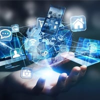 موظفة سوشال ميديا • كربلاء حي البلدية • دوام ٨-٢