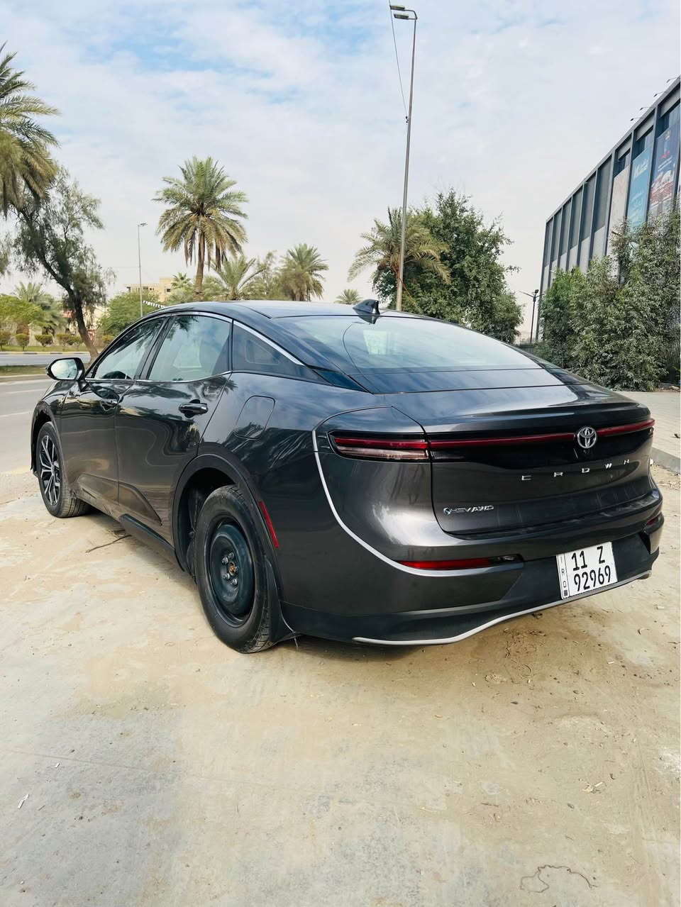 السلام عليكم 
انسب سعر كراون ب 205 ورقه 
كراون موديل 24 ياباني اصلي 🚗
وارد امريكي 🔺
مرقم بغداد 
فقط وماكو هيج سعر ⚡️
ماشيه 10 mi فقط 
هايبرد & بانزين 
حادثها موضح ب الصور 
بيها صبغ جاملغات اماميه وبنيد ونص من القماره بدون اي دواخل لا شواصي لا لغود راديترات البلاديه .
نقصها لايتات 
للاتصال او المراسله ☎️
*********** بغداد, العراق
