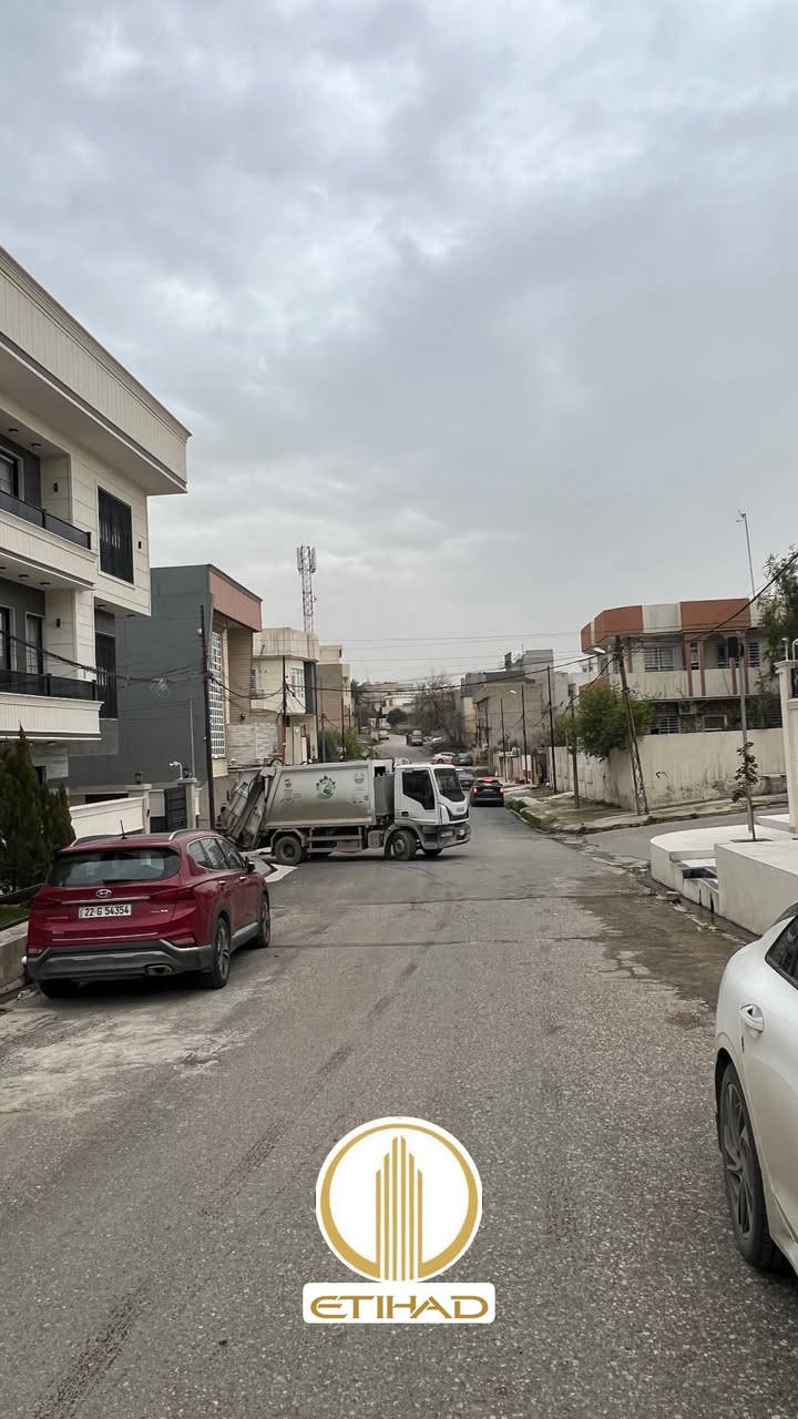 #مكتب_الاتحاد_لتجارة_العقارات_والمقاولات
🏛ارض للبيـــــــــع حي المصارف 🏛 

◀️ مساحـة240متر  🏠

◀️واجهة 8متر 🏛️

◀️سند طابو ملك صرف ⭐️

◀️موقع مميز و هادئ 🏠

تفاصيل اكثر يرجى مراجعة المكتب
_____________________________ 

         مكتب الاتحـــاد للعقار 

الفرع الاول : شارع المصارف الرئيسي 

الفرع الثاني: الصديق بداية سايدين البحرين 

☎️***********

م. عبدالله العبيدي
