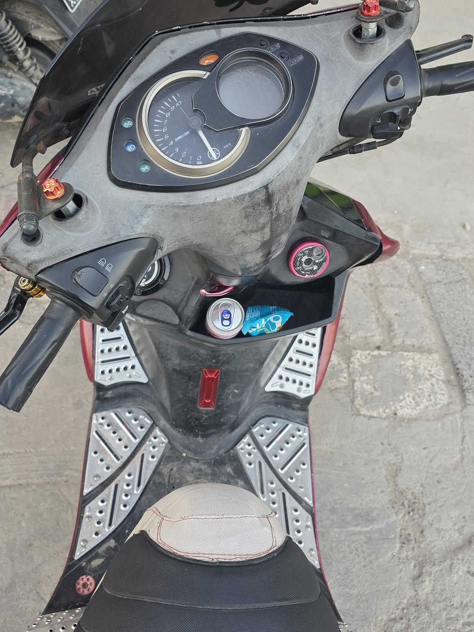 بيه مشروع تفصيخ 🤣🤣


**إذا كنت صاحب هذا الإعلان وتريد حذفه لأي سبب، رجاءا أرسل رسالة إلى الدعم الفني**