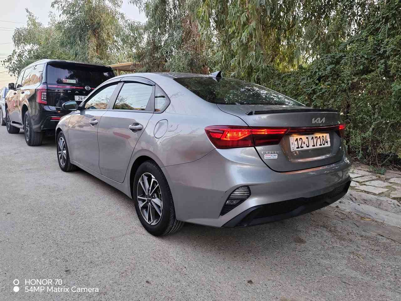 فورتي موديل (2022) محرك حجم (20) دوش مامفتوح شرط كير (اوتوماتيك) شرط صبغ بوند و جاملغات الامامي كلير تبريد شغال بيها تحديد مسار و رادار تحكمات استيرن سيارة وضع شركة ماشيه (59) ميل رقم نينوى دولي جديد شرط تحويل السعر (143) وبيها مجال بسيط
العنوان موصل حي الحدباء اللاستفسار اكثر الاتصال على الأرقام التالية 
 *********** اسيا 📞
*********** كورك 📞
ساعات العمل من الساعة ١٠ صباحآ وحتى الساعة 11 مساءآ 
نعمل في جميع ايام الأسبوع (أهلا وسهلا بكم)
