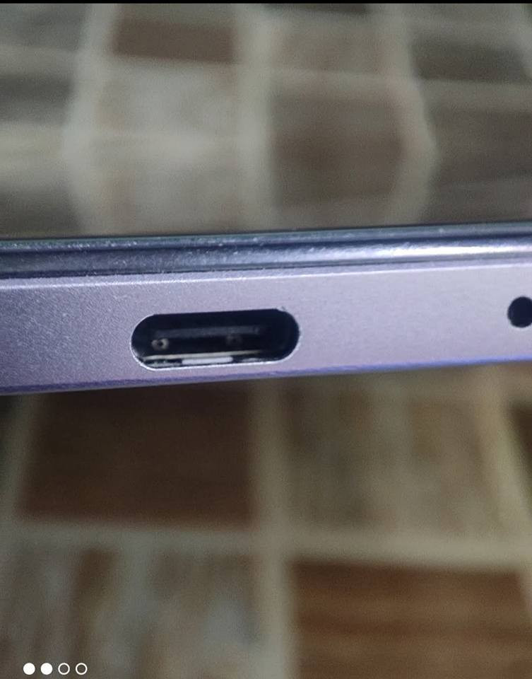 تابلت اونر باد اكس 9 للبيع  .. بسعر مناسب کلش نظيف اشتريته للدراسة قبل شهر بس اريد البيعه لان محتاج فلوسه الجهاز خير من الله كلش نظيف + وي الجهاز هدايا

١ كفر جيلاتين ضد الخدوش

لزكة شاشة ضد الكسر

المواصفات ـــــــــــــــــ

١ بطارية ليثيوم 5000 ملي امبير

٢ معالج سناب دراجون 685

ذاكرة الرام ٤ كيكا

٤ دقة الشاشة ۱۲۰۰×۲۰۰۰ ) شاشة 2 )

٥/ ذاكرة ١٢٨ كيكا

٦/ شاحنة تايب سي

يحتوي على اربع سماعات دبل

/ دبل سبيكر

٩ شاشة ١١ انج

 للتواصل ***********
