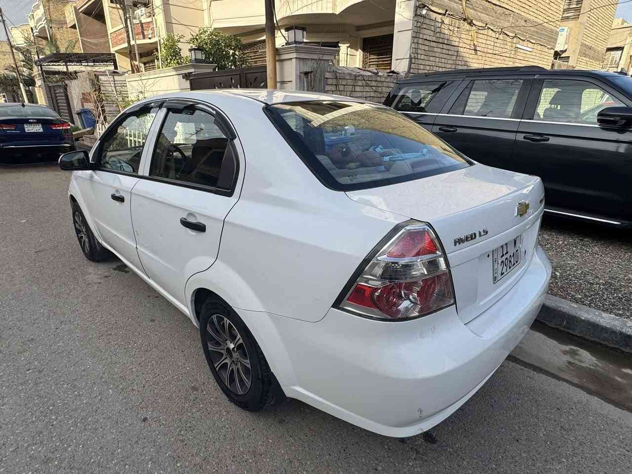 افيو ٢٠١١ مال الشركة العامة كير اوتو جام كهرباء والسيارة جاهزة كير محرك مكفول  تبريد شغال وما بيها اي نقص السيارة بيها مكانات صبغ ابيع مصبوغة سعرها ٧٣ ورقة 
***********
