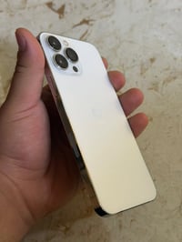 ايفون ١٣ بروماكس • ٢٥٦ • ابيض