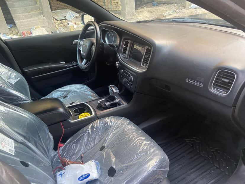 چارجر 2020
فئة sxt plus فول

ماشيه 55 ألف ميل

ضربتهه فقط ب الحداديه جهة السايق 

• فتحه

• كشنات حظن جلد تدفئه وتبريد

• تدفئه الستيرن

• الكشن ميموري خزن 3 وضعيات

• حساس خلفي 

• كامره دواره

• مكينه 3600

•حداديه جديده وتخم تاير جديد

رقم بغداد

***********
