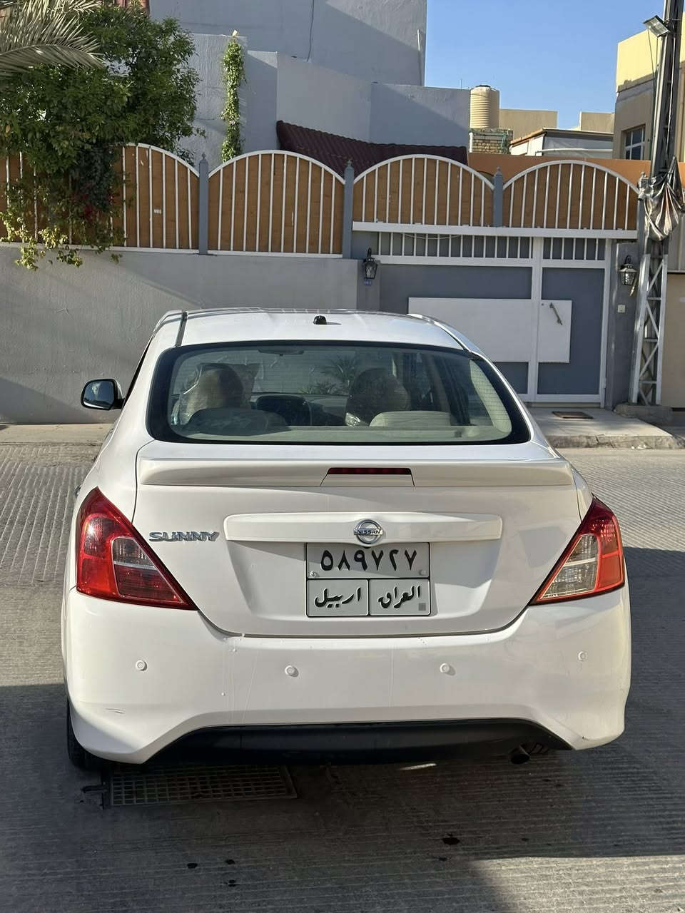 سلام عليكم 
للبيع نيسان صني 
مديل 2020
سياره كفاله عامه
رقم اربيل 
ماشيه 100 الف كيلو متر
السعر 104 وبيها مجال بسيط 
العنوان النجف الاشرف
رقمي ***********

