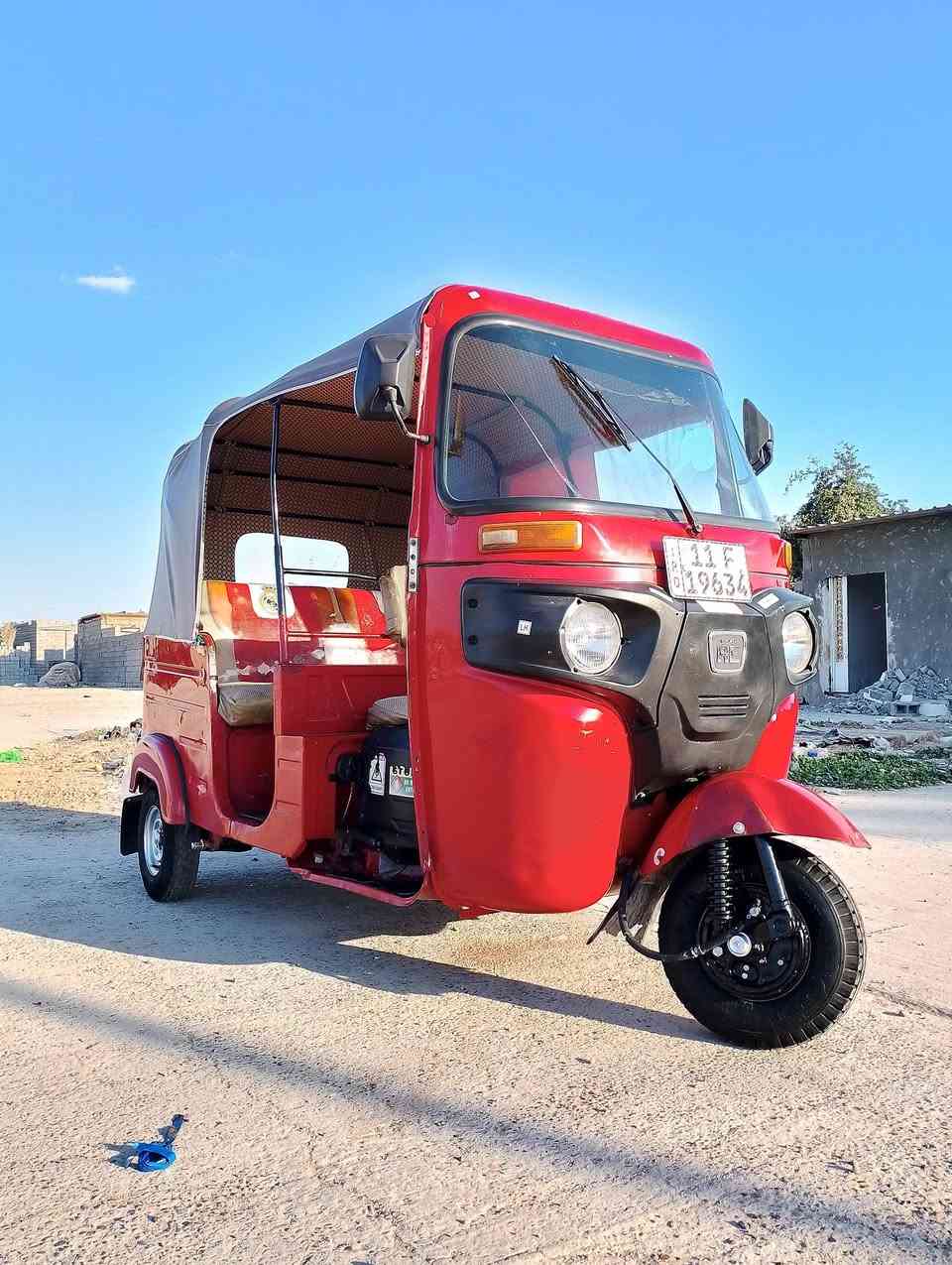 السلام عليكم موديل 20 شهر 12 رقم نكليزي تحويل ثاني يوم تكتك كفاله فقط معمر دوس تكتك جاهزة لل اخير مال جناي  مكاني بغداد حي النصر تقاطع حي البتول عارضهة 6700 بيهة مجال ***********
