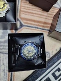 ١٢ قطعة • مع علب • مختمات خلفية