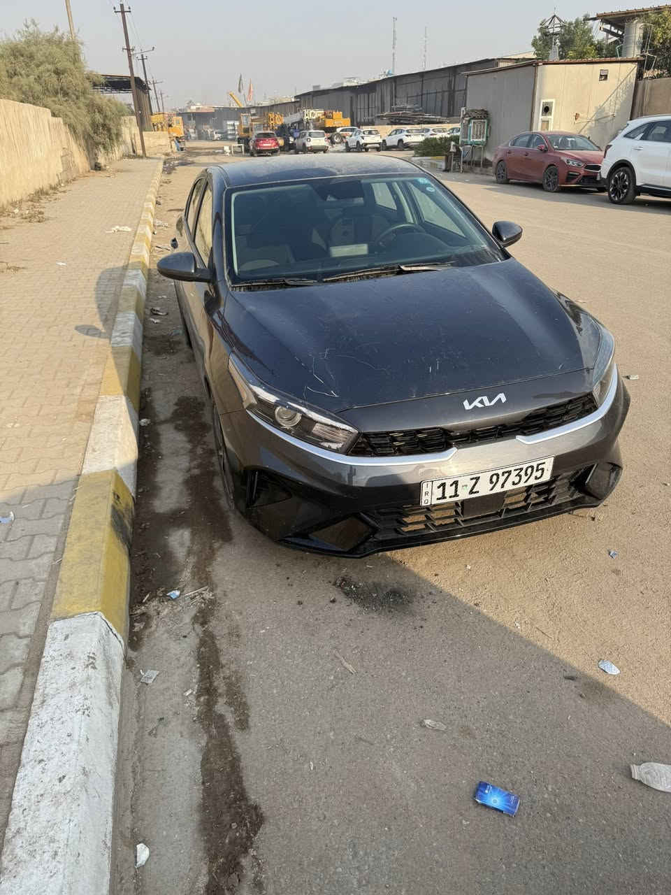 سلام وعليكم كيا فورتي للبيع موديل ٢٠٢٤ محرك ٢٠٠٠ دوش رقم بغداد دولي جديد. ربع باب مقابيل سايق صبغ. والباقي خدوش. وجاملغ امامي تعديل بارد ماشيه حاليا ٢٦٠٠ ميل. زيزو. عنوان بغداد.  رقم الهاتف ***********
