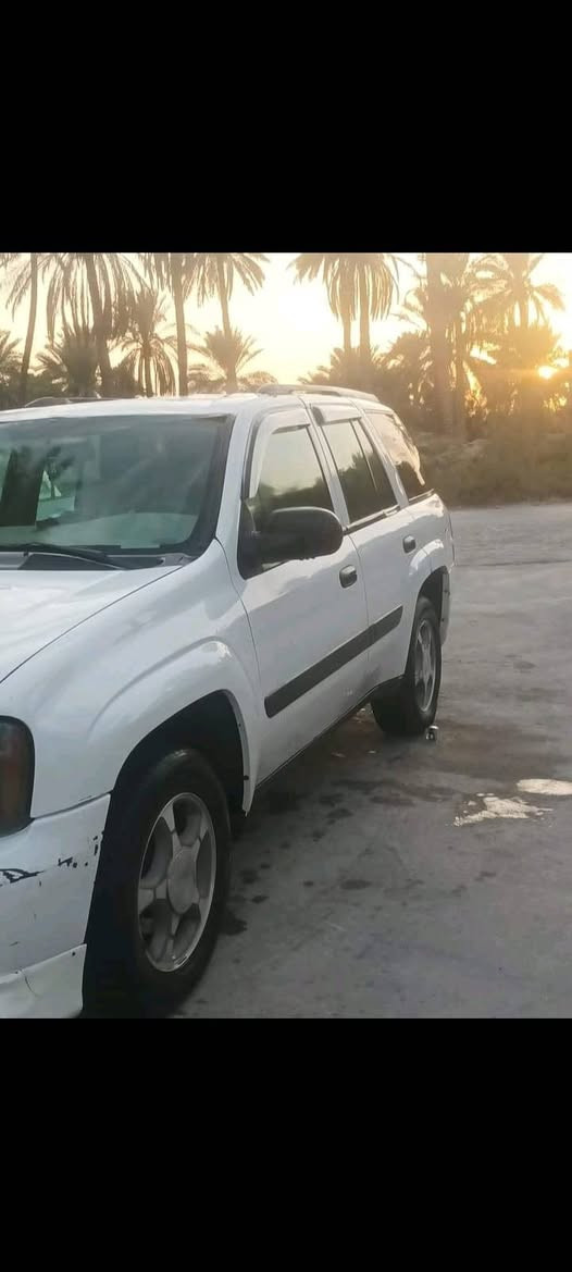 السلام عليكم للبيع ابلايزر ٢٠٠٥ مزاد كلها شغاله مكينه جديده قبل شهر شادها كير جديد كلها ابلاد مكفوله من الضربه والصبغ السعر 65 ورقه وبيها مجال معامله كامله واصله للمرور فقط تدفع كمرك وتستلم رقم وسنويه مكاني بصره مزاد بابل للإستفسار ***********
