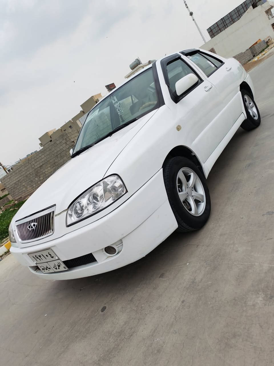 سلام عليكم
للبيع شيري كوين 2013 لون ابيض ثلجي رقم سليمانيه سيارة حيل نضيفه ، ماشي قليل 188 كم مواصفاته تبريد ، تدفئه ، ABS ، ايرباك ، جام كهربائي ، قفل مركزي وكنترول ، داخل بيجي ، بلاجكتور ، كير عادي مرغوب ، محرك 1.5 لاصرف ولابخار ، ولا مفتوح كهربائية جاهز ، صدر امامي وخلفي جديد ، بيه بطاقه بنزين ،طخم ايطاراته جديد ، سيارة ( فقط بشر صبغ بجاملغ سكن ) شرط تحويل أو وكاله 
عنوان سيارة كركوك 
 سعر / 46 /  ورقه بيه مجال ( ***********  )
