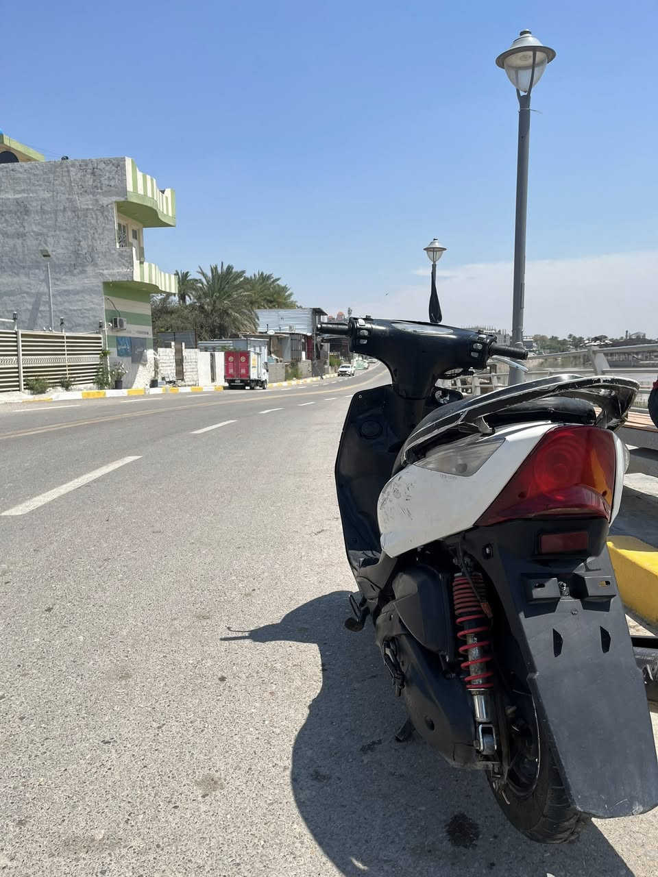السلام عليكم
دراجه ثعلب للبيع كامله مكمله كهربائيات ضفيره جديده مال تفصيخ  نكره سلف الدراجه مصروف عليها مكينه نضيفه الدراجه مانقاصها شي 

للاستفسار ***********
