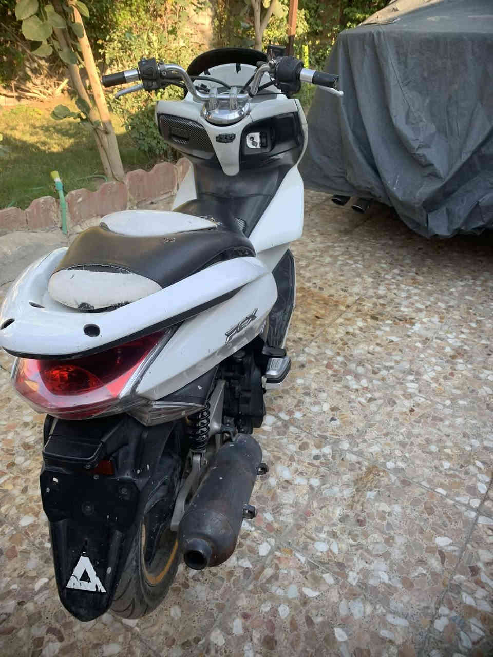 سلام عليكم بيسي اكس جيل اول يباني مديل2016 دراجه مكينه خير من الله نعومه فول كهربيات دبلات كلهن مكفولات تخم تاير جديد كله بلادي كلجات جديده  دراجه نكره سلف اي وقت لو تعوفه شهر نكره سلف  مال جناي سعر مليون بيه مجال او مراوس بغداد الشعب ***********
