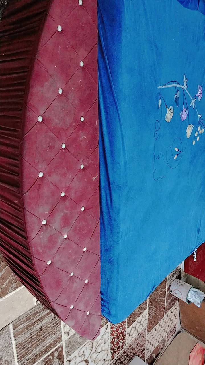 غرفه نوم تركيه للبيع
10 قطع السعر 800 قفل قغل
***********
