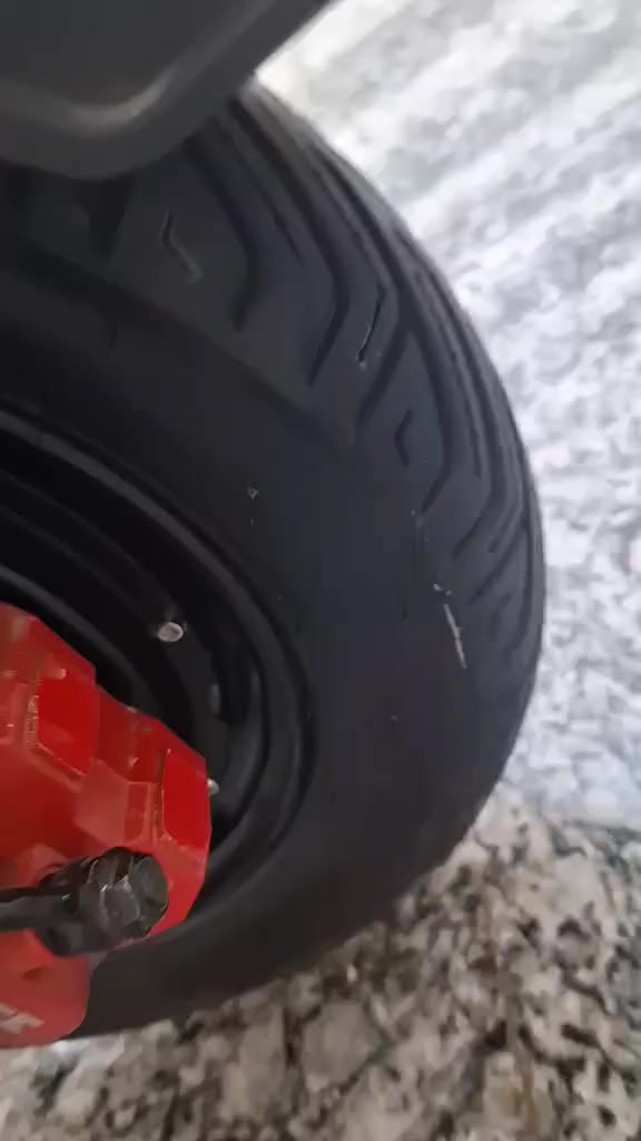 السلام عليكم 🫡
دراجه R9 نضيفه 🤩
ملف 1200W
بيه نضام ضد السرقه 👏
موديل 2025💯
سرعه 70 حقيقي💯
اشاير كامله رباعي 🔥
ضوه عالي ناصي👏
شاشه تضهر بيه عطل دراجه💯
نضام بارك 💁‍♂️
بطاريات نضيفه الله شاهد كدامكم شوفوها وبيه مجال حك الجيه 
المكان بغداد 
(500)


**إذا كنت صاحب هذا الإعلان وتريد حذفه لأي سبب، رجاءا أرسل رسالة إلى الدعم الفني**