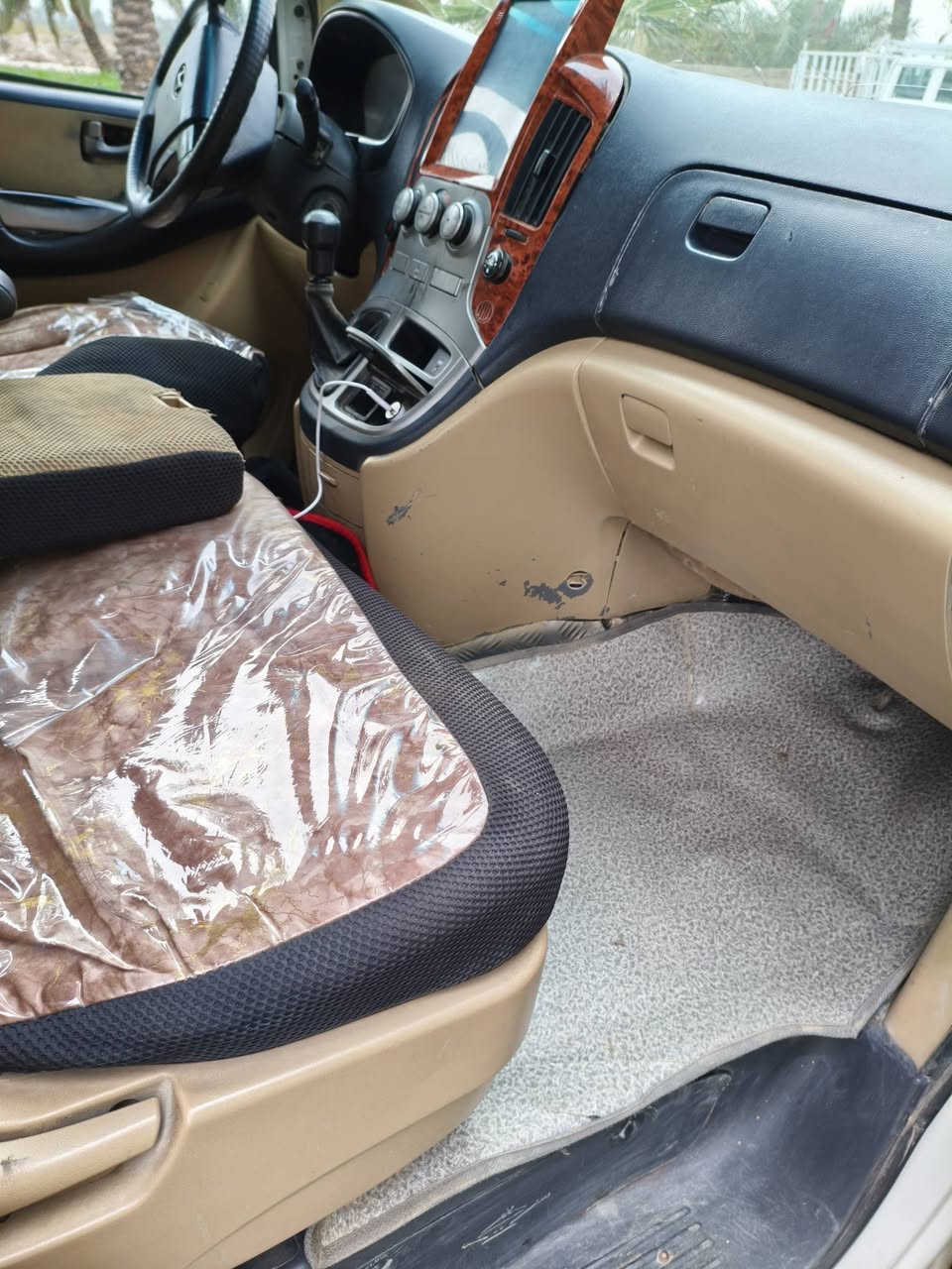 سلام عليكم ستاركس موديل 9 رقم بغداد احمر مصفره هيه مرور سنويه صاقطه سنتين مكينه مل 14 تخم تاير  بيه مكانت صبغ بيه ضربه بل تكم وكعه عليه شجره بس غير ماكو سعر 90 ***********
