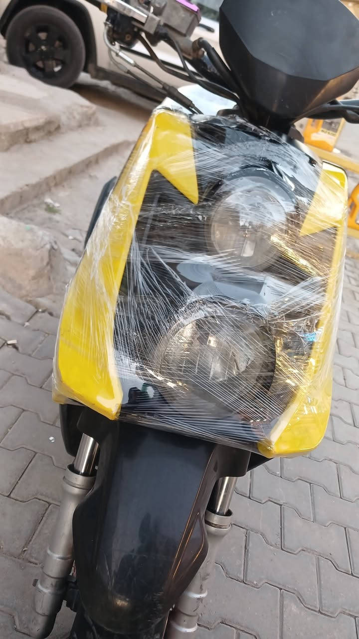 سكنس لون اصفر دراجة كاملة مابيهة اي نقص
دراجة شلعة ومعدل يخبل 
عنوان  بغداد زعفرانية  
***********  
850وبيهة مجال بسيط
