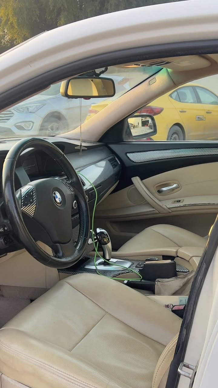 🚗 فرصة مميزة للبيع | BMW E60 موديل 2010 🔥

✨ المواصفات:
 • فول مواصفات (1/1)
محرك 3000cc N52 نوزل قصير (مرغوب )
كير كوبرا 🐍
بصمة تشغيل
شاشة
تحكم ستيرن
دوشمة جلد نظيفة جداً
بردات
فتحة سقف (سلايد روف)
وباقي موصفات BMW معروفه 

🔥 الإضافات:
 • كت M5 كامل شكل رياضي جذاب

📌 ملاحظات:
 • حادث جاملغ أيسر
 • السيارة بيها بعض النواقص 
📄  السيارة رقم بغداد 11 باسمي، تحويل  ثاني يوم
💰 السعر: 125 وقابل للتفاوض للجادين
📍 الموقع: بغداد
📞 للتواصل: ***********
