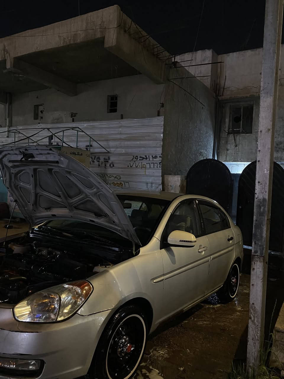 سلام عليكم اكسنت ٢٠٠٩  خليجي مكينه كير جدد تبريد ثلج السياره كامله تخم تاير باتري حداديه كله جديد السياره مابيه ضربه يردلهة صبغ  رقم بغداد بيهة اشكال بل تحويل السعر  ٦٠.  ***********
