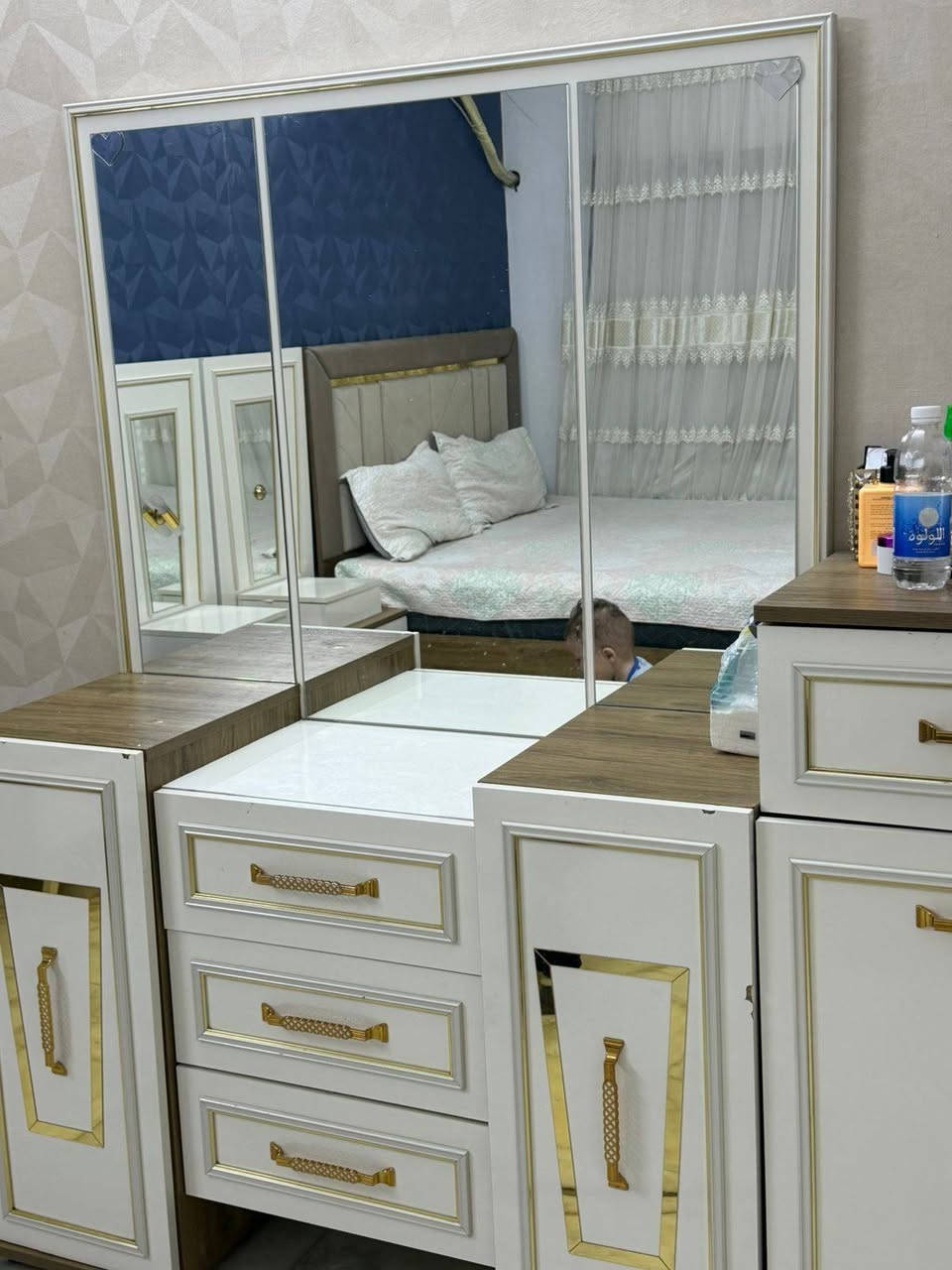 السلام عليكم 
الغرفه ابمليون وبيه مجال 
الكنتور 100 وبي مجال


**إذا كنت صاحب هذا الإعلان وتريد حذفه لأي سبب، رجاءا أرسل رسالة إلى الدعم الفني**