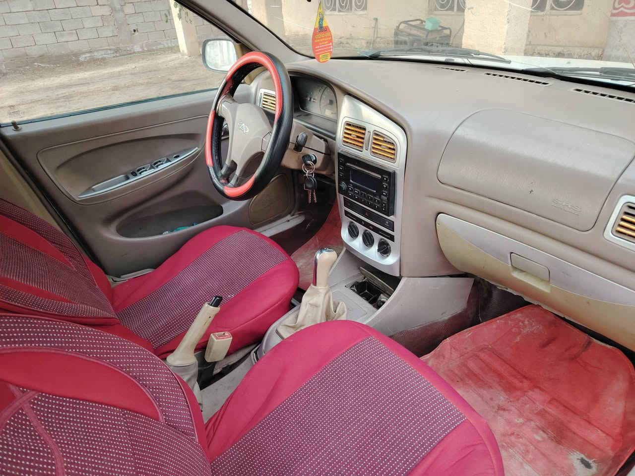 بيع مستعجل شيري كوين 2010 رقم بغداد الماني سنويه 27 نضيفه جدا  مكفوله من الضرر والصبغ والخياس كلها بلاد غرفه جديده تدفئه تبريد ترايها حلو جاهزه من كلشي السعر 38$ وبيها مجال مكاني بابل الحصوة للاتصال ***********
