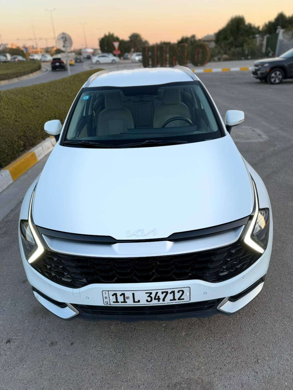 السلام عليكم.. KiA كيا سبورتج للبيع
موديل2024 خليجي
مكفوله كفاله عامه ماشيه30الف رقم بغداد انكليزي الدولي تحويل مباشر.. السعر ب237 وبيهه مجال جدا بسيط فقط للبيع بدون مراوس.. مكاني بغداد الكرخ حي التراث قرب تقاطع درويش ***********
