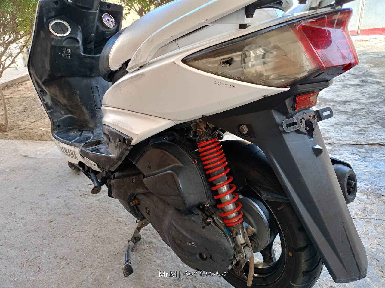 سكنس فحل كابريتر تجفيت جديد كهربائياتها شغاله باتري جديد زوج تايرات  . بس مشكله وحده تاخير بالتشغيل الصبح 
الصويره حي الاسرى ابيع على وضعها 
‏‪0771 986 7965‬‏
