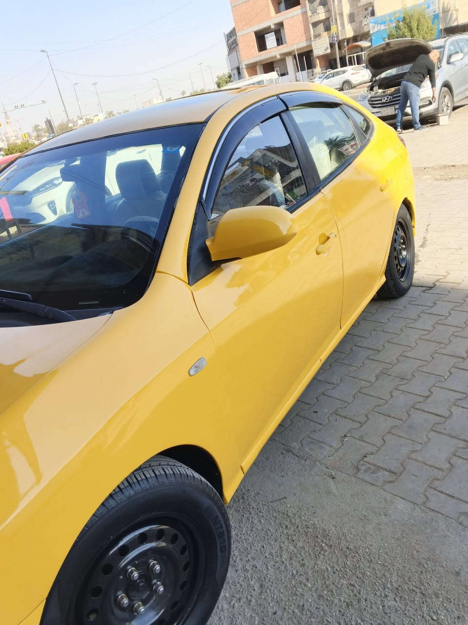 ‏السلام عليكم.. النترا  2014 شكل المقدس امريكي
‏ محرك 2000 حادثة جاملخ صفحت السائق. وباب صفحت السائق بالعراق. صبغة جديده وتخم تايرات جديده وصدر جديد كير ومحرك كفاله رقم بغداد انكليزي ومكان السياره بغداد تحويل مباشر
‏السعر 87 $
***********
