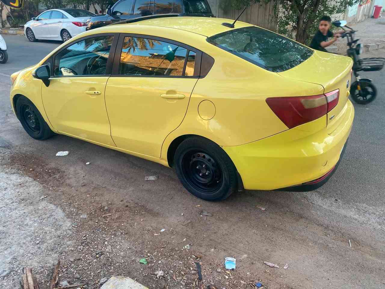 للبيع كيا ريو وارد كندي موديل 2016
محرك 1600 GDi گير At بدون صبغ
بدون ايرباك ، حادث براكيت الشاصي
فول مواصفات ، بصمه ابواب و تشغيل 
مري شفط ، شفتات ستيرن ، كشنات 
جلد ، هيتر كشنات و الستيرن ، فتحة
رقم سليمانيه ، سنويه للـ2029 مكان
السيارة بغداد ، سعر 86 $ بيها مجال
بسيط // ***********
