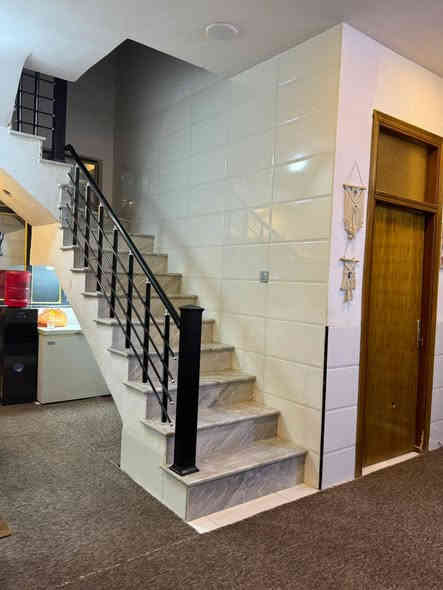 اللهم صل على محمد وآل محمد بيت ١٠٠مترللبيع طابق واحد طابو زراعي سند ٢٥بشعله بشارع ابوالدهن بيت بناء جديد ودرجه اولى السعر ٩٥وبيه مجال بسيط للشراي 
للتواصل ***********
***********
