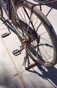 دوانيه دغاره • دراجة