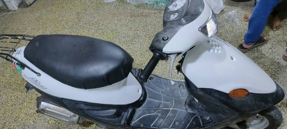 سلام عليكم دراجه ٩ زروف كامله كهربائيات سلف هندر الدراجه شرط ما مفتوحه كفاله عامه كلشي شغال عنوان حله الاسكان الرقم ***********
