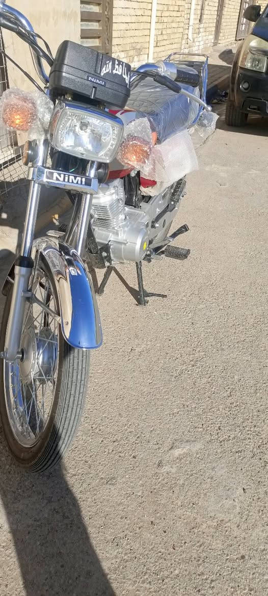 السلام عليكم دراجه اربعه كير للبيع موديل2025الدراجه صارلها 5ايام السعر775دراجه خير من الله استفسار اكثر خاصاو عله الرقم***********
