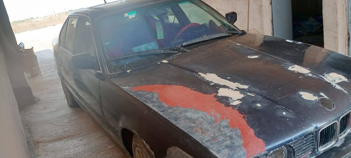 سلامه عليكم بيم موديل 91 محرك وكير وكسل 525 رقم صلاح دين الماني بيه قاصر سنه وتحول شرط تحويل صدر نص عمر تواير نص عمر لكشر شوف لعين يعوزه  صبق شرط لاتنقيص ولاتبخير سعر  25
***********
